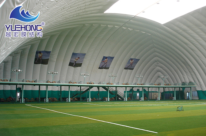 氣膜高爾夫球場